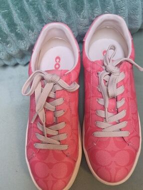 Coach Pink Signature Low-Top Sneakers with Cream Laces